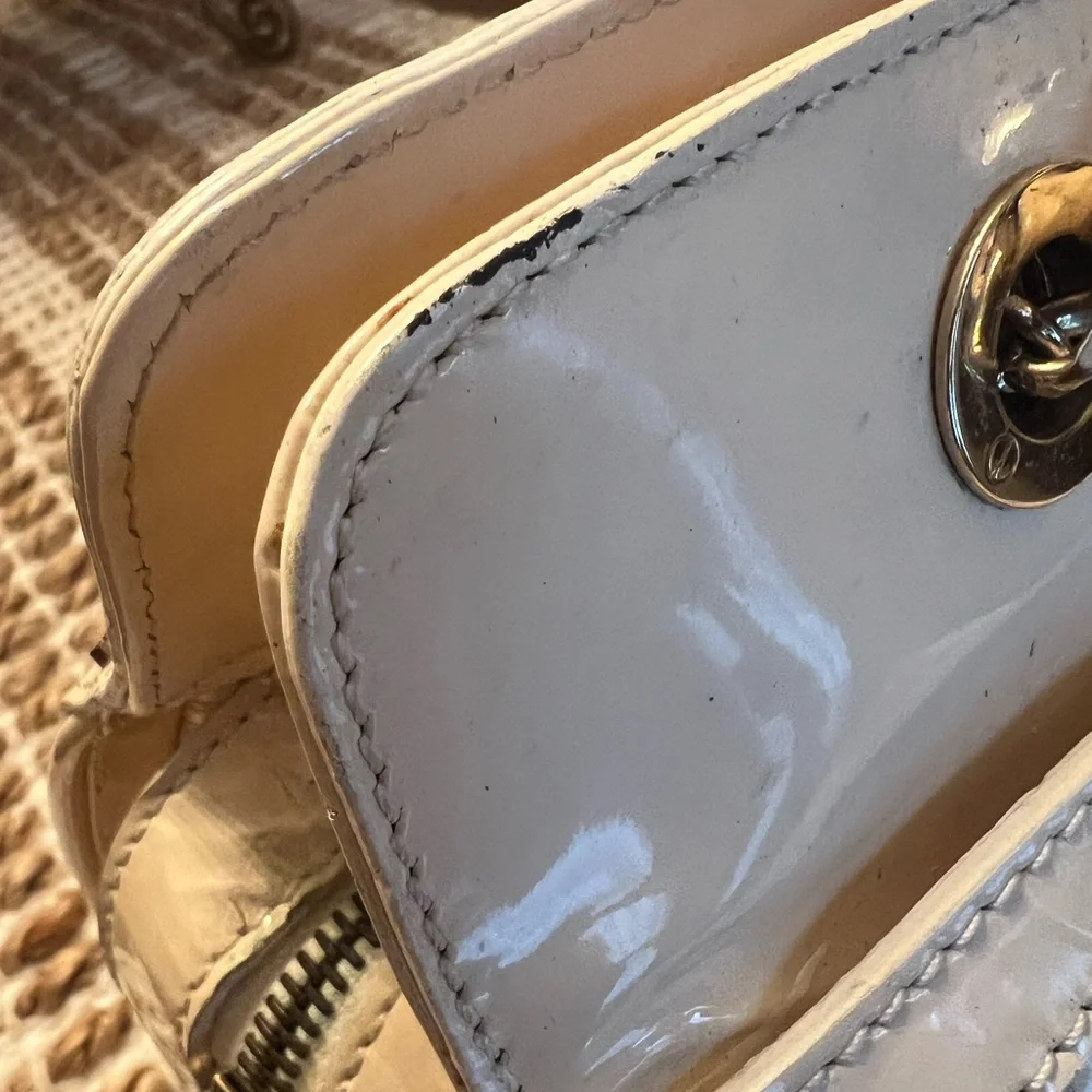 Authentic Gianni Versace Bag. Patent Leather. Made in Italy - Picture 13 of 15